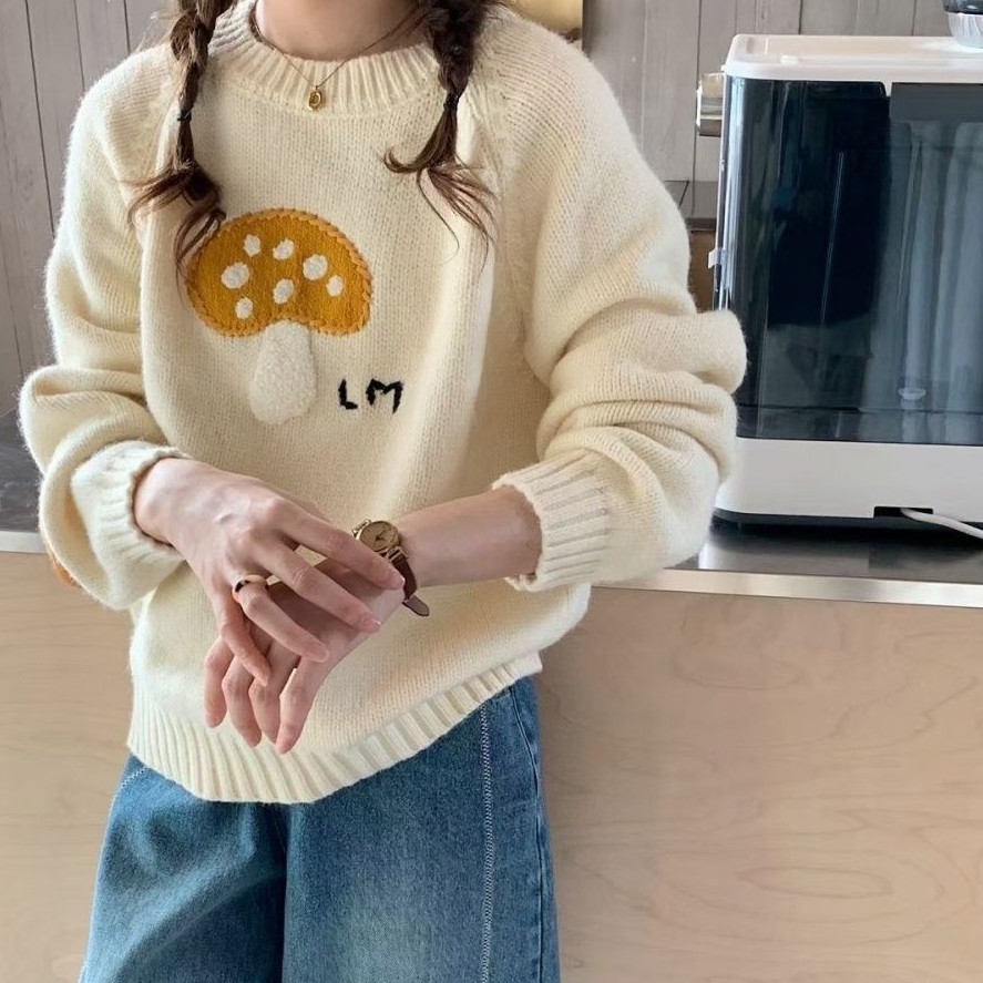 ベージュ