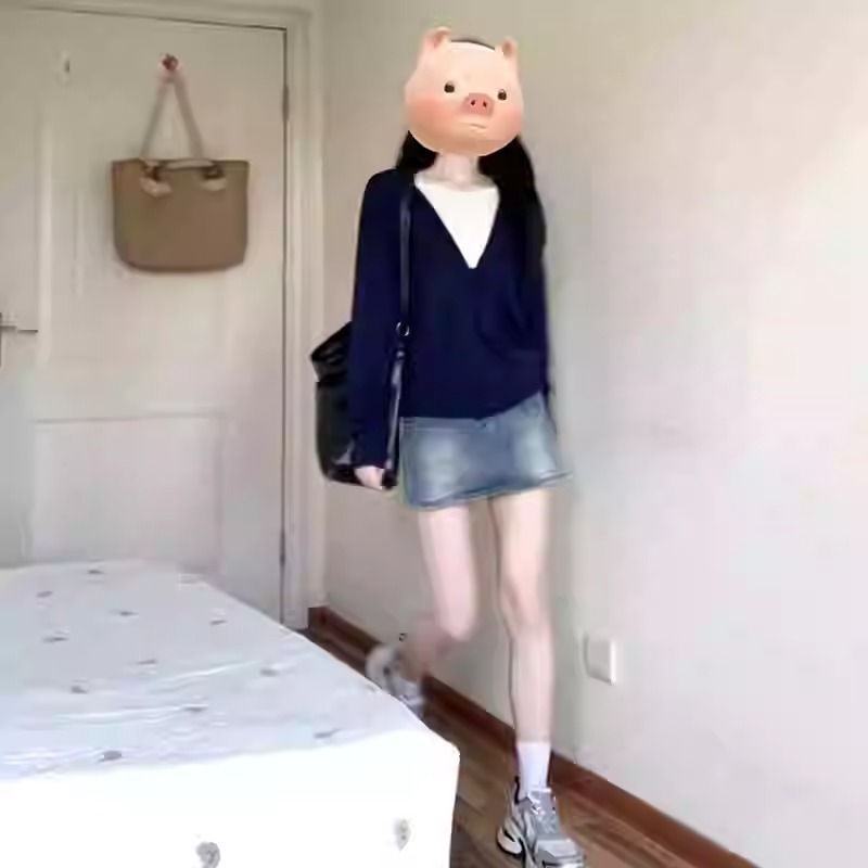 ネイビー