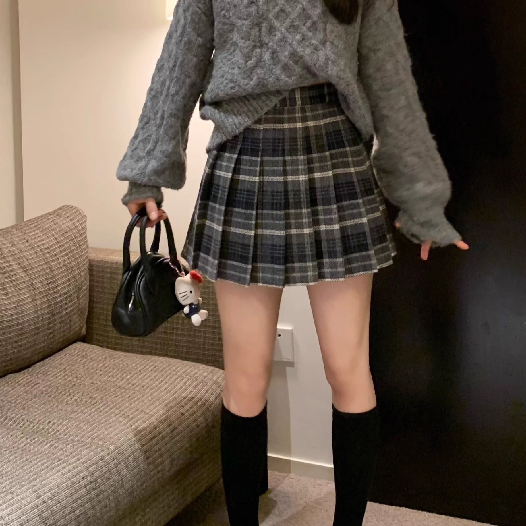 ブラック