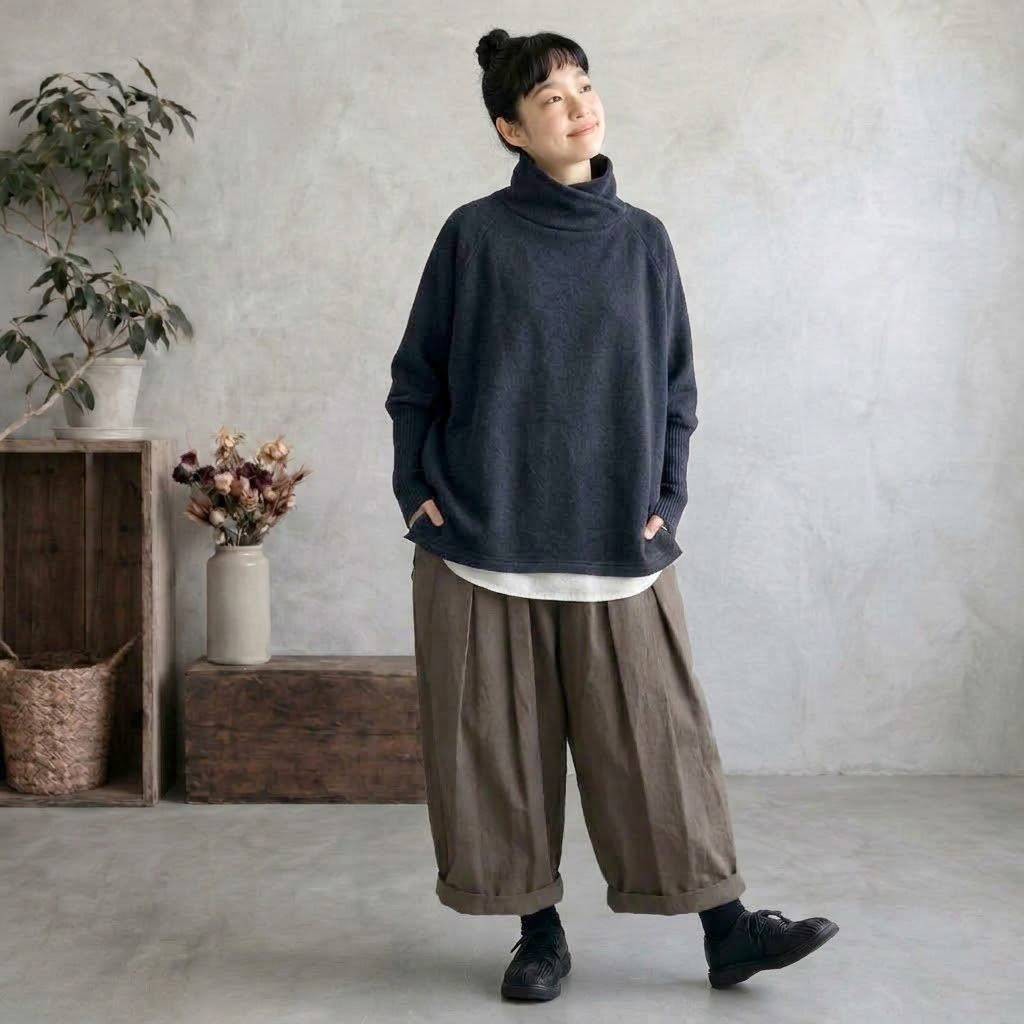 ネイビートップス＋ブラウンパンツ//2点セット